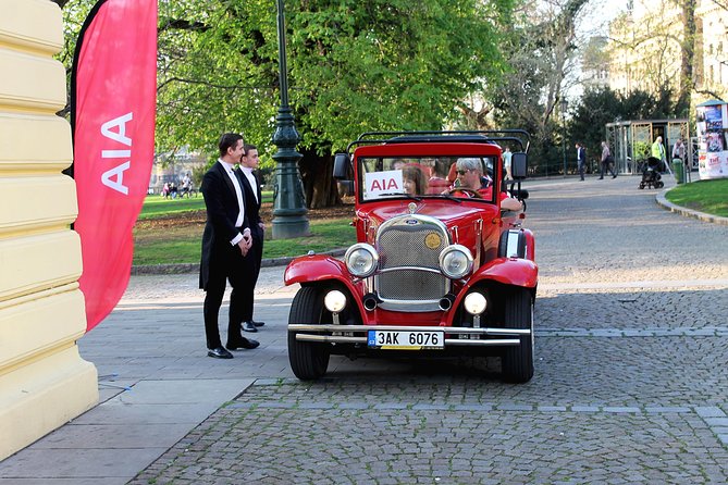 1,5 hour oldtimer convertible Prague sightseeing tour - Petřín Lookout Tower, the “Eiffel” copy, and fun photo angles
