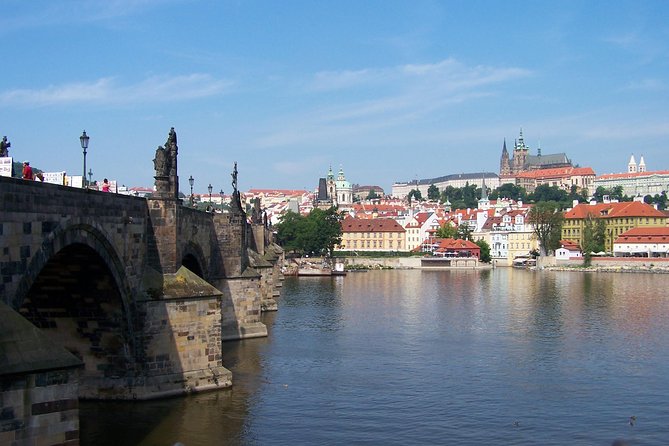 1 hour Prague Panoramic Vltava River sightseeing Cruise - Price and value: is it worth $18.43?