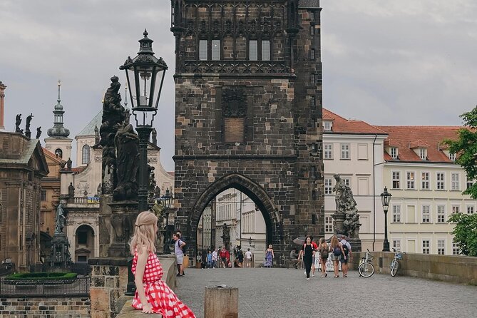 2 Hours Private Guided Prague Walking Tour Highlights Old Town - What It Feels Like on the Ground: Pace, Photos, and Comfort