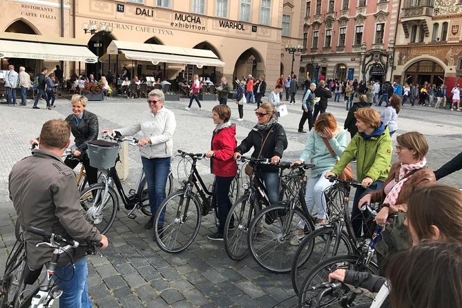 3-hour Complete Prague Bike Tour - Kampa Park plus a cafe break, the part with actual breathing room