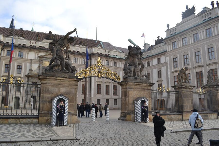 3-Hour Prague Castle & Interiors Tour - Walking the Castle Route: What the 3 Hours Really Feel Like