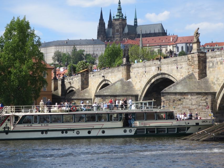 3-Hour Prague Castle & Interiors Tour - Where to Meet the Tour on Pařížská Street (and not get lost)