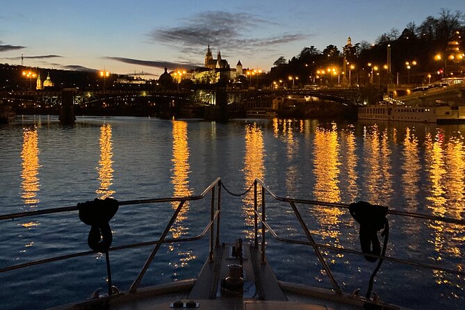 3-hour private cruise in Prague for 10 people - Kampa and Liechtenstein Palace: Baroque grandeur by the Lesser Side