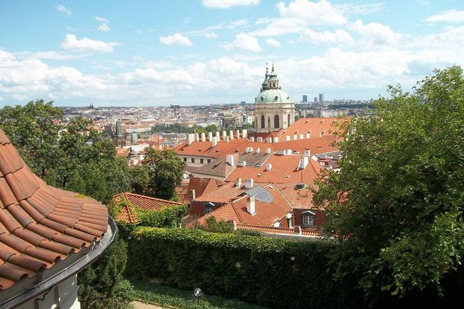 6-hour Welcome to Prague Private Tour - Stop 1: Old Town Hall and the Astronomical Clock