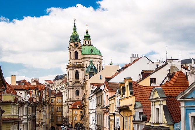 A weekend in Prague: Private transfers and tours with official tour guide - Day 1 Airport Pickup and Hotel Drop-Off, the Stress-Free Start