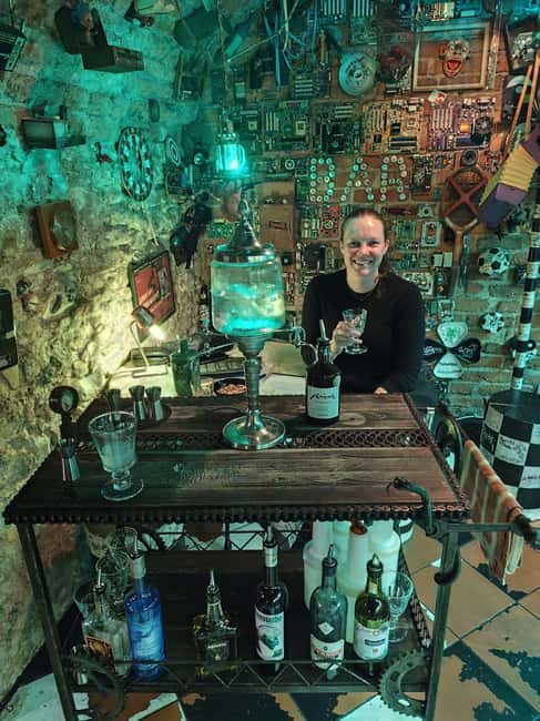 Absinthe Tasting Prague: Historic Cellar Experience - Who this absinthe tasting suits best
