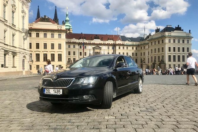 Airport Prague Private Transfer for up to 4 people - Landing In Prague Without The Taxi Hunt: Meet And Greet Basics