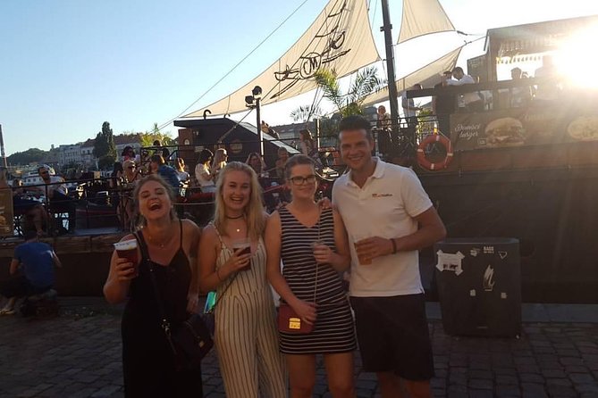 Beergarden Tour - Why Prague’s beer gardens work better at 4 pm