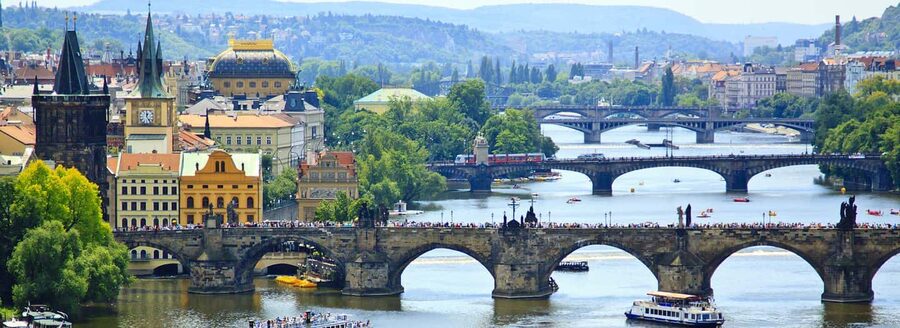 Berlin: Prague VIP luxury Van Day Trip - Key highlights worth knowing