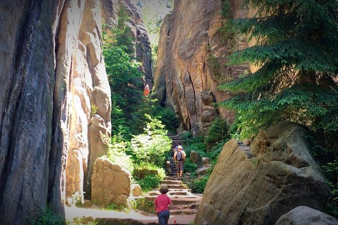 Bohemian Paradise Private Hiking Tour - a Day Trip from Prague - The hiking part: uneven ground, pacing, and photo help