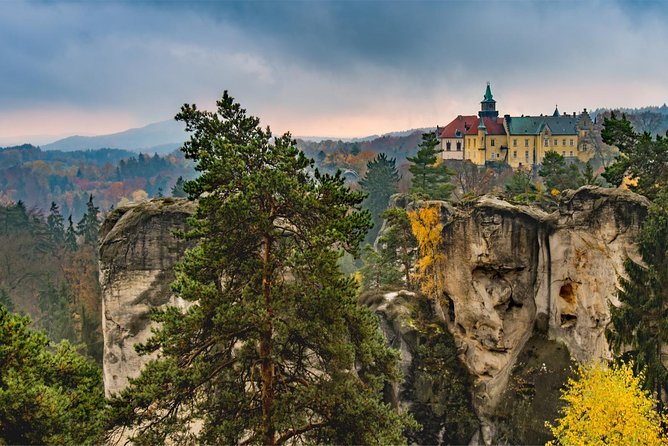 Bohemian Paradise Private Hiking Tour - a Day Trip from Prague - Private transport with a comfort car, and why pickup matters