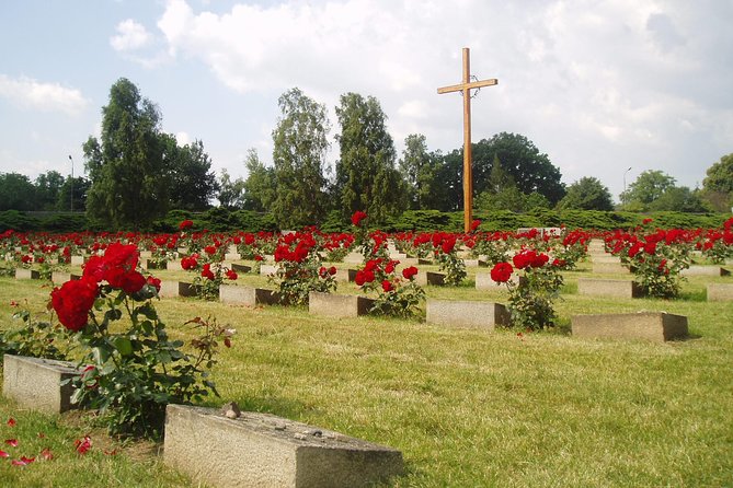 Bus Tour to Terezín from Prague - The bus ride: context, not sightseeing