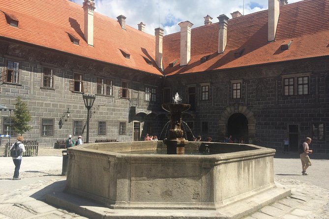 Cesky Krumlov: A Private Tour to The City of The Mystical Rose - Church of St. Vitus: a quick stop with real payoff