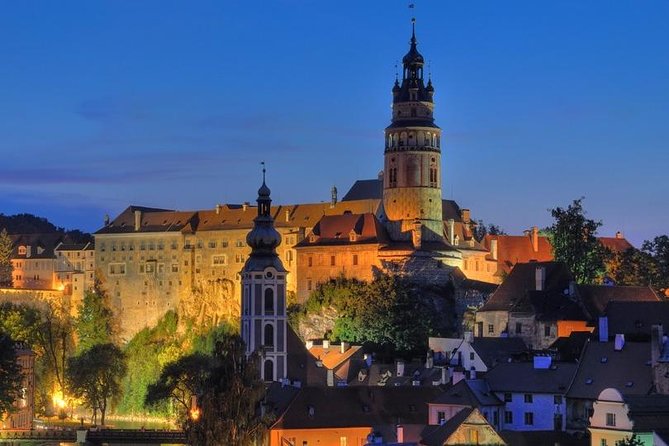 Cesky Krumlov Day Trip from Prague to Vilshofen - St. Vitus Church stop: frescoes and Gothic lines in 15 minutes