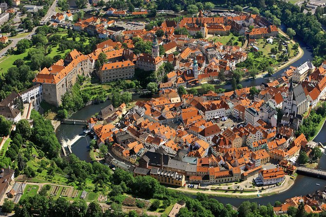 Cesky Krumlov Full day tour from Prague and back - Why Český Krumlov Hits Hard From Prague