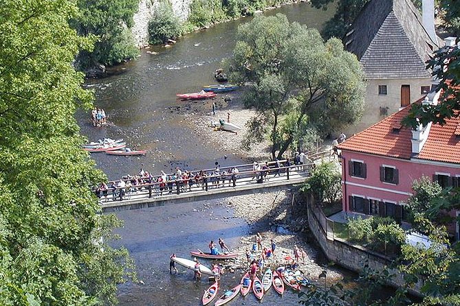 Cesky Krumlov Full day tour from Prague and back - Walking, Slopes, and What to Wear in Real Conditions