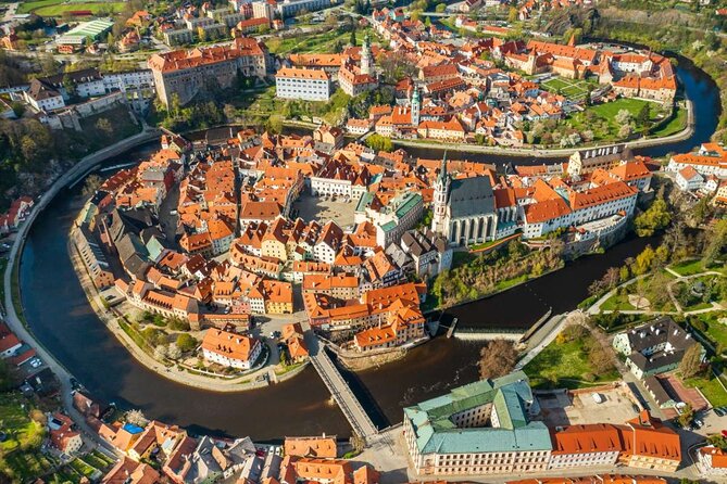 Český Krumlov & Holašovice UNESCO Village Small Group Day Tour - Who this tour is best for