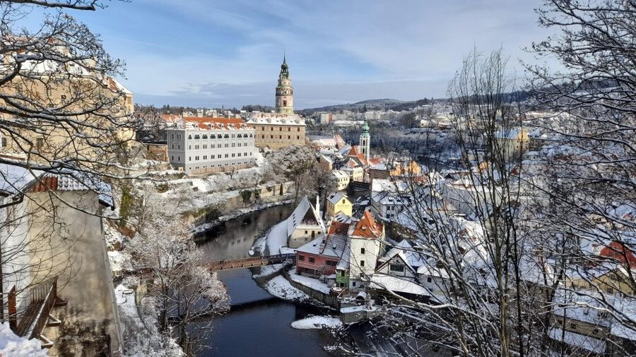 Cesky Krumlov Private Tour From Prague - Cesky Krumlov’s Old Town: Cobbles, Slopes, and Picture-Perfect Views