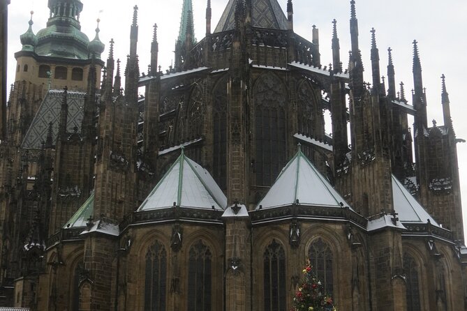 Charles Bridge and Prague Castle Walking Tour - Small group size and flexibility: where the personal touch happens