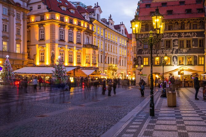 Charles Bridge & Old Town Prague Tour with Audioguide - Before you go, download and authorize location for smoother navigation