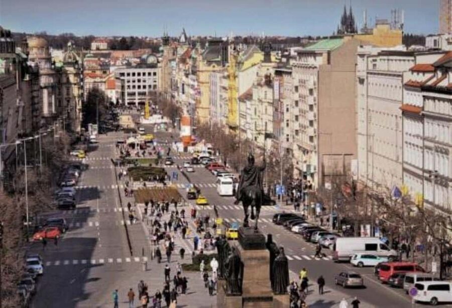 Christmas in Prague tour – a story that comes to life! - Old Town and New Town in Christmas lights, with real-time stories