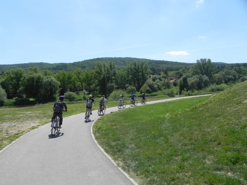 Coutryside bike tour to Karlstejn Castle. - Meeting at Praha Bike: Gear That Lets You Relax