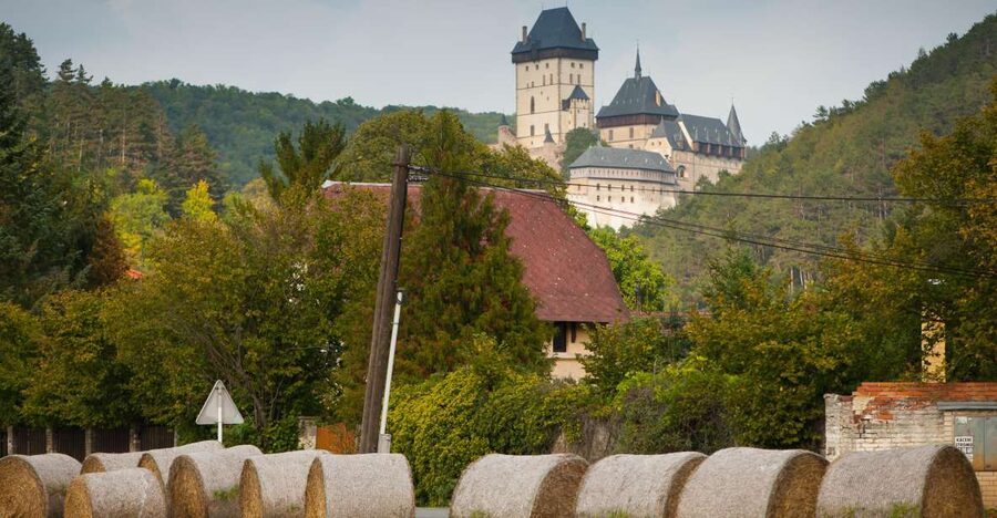 Coutryside e-bike tour to Karlstejn Castle - River Time on the Vltava and Berounka: The Real Reason to Choose This Tour
