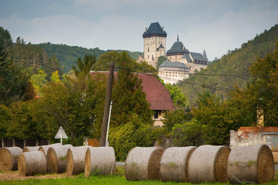 Coutryside e-bike tour to Karlstejn Castle - What’s Included, What’s Extra, and How to Budget Smart