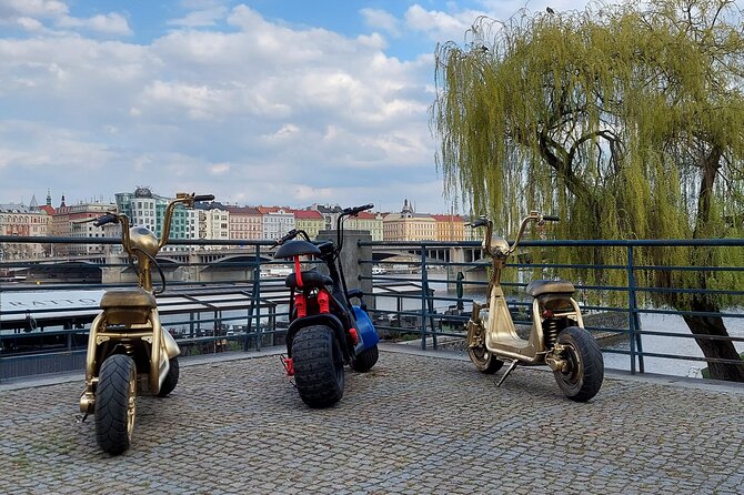 Create your own route on eScooter and enjoy Prague on wheels! - Republic Square and Powder Gate, plus a viewpoint on demand