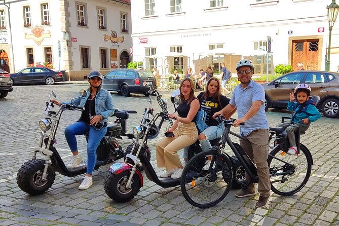 Cruise Fat e-Bike Rental and Tours in Prague - Coffee, Helmets, and Phone Holders: The Small Stuff That Makes It Feel Like a Real Tour