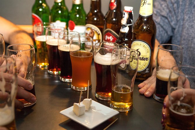Czech Beer Tasting Experience - The snacks and the pacing: cheese and crackers between pours