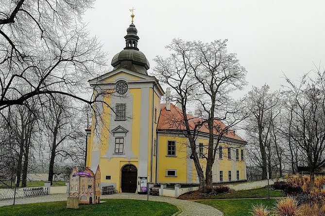 Czech Castles Scooter Tour for 1 day. The North Way. (audio guide) - Stop-by-Stop Castles: What You See and How Much Time You Get