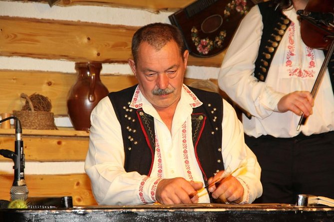 Czech Folklore Show with dinner and transfer - Folklore Garden and the 2.5-Hour Live Performance