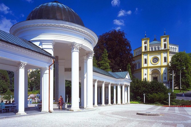 Czech Spas of Karlovy Vary and Marianske Lazne from Prague - Lunch realities: included meal, set options, and how to handle preferences