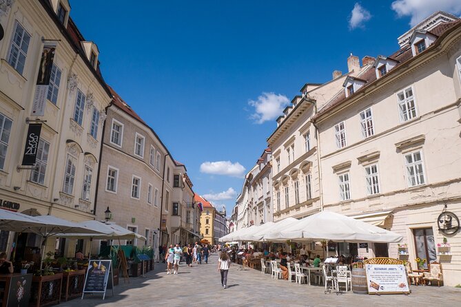 Day Tour from Prague to Vienna & Bratislava with Private Transfer - The long drive from Prague to Vienna: the day’s pace-setter