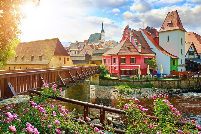Day Trip to the Fairytale Town of Cesky Krumlov - Key things I’d bet you’ll notice