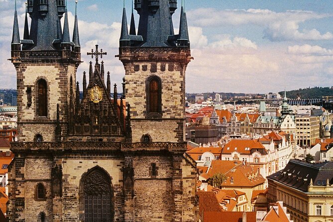 Discover the Best of Prague: Private Tour incl Best beer tasting - Old Town Square (Stare Mesto) and the feeling of a medieval core