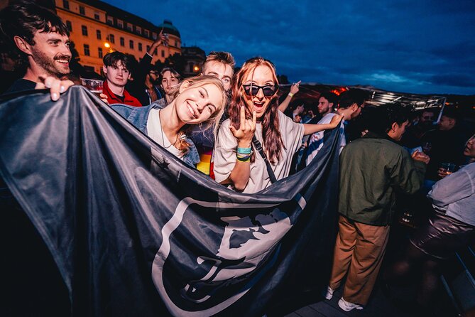 Drunken Monkey Prague Boat Party w/ 2hr Open Bar, DJ & Club Entry - Key highlights you’ll feel fast