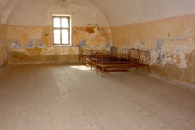 Educational Private Tour of Terezin Concentration Camp - Large Fortress Route: Museum, Barracks, Hidden Synagogue, Cemetery, Crematorium