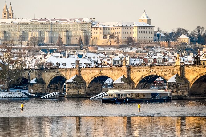 Evening Eco Cruise With a Glass of Prosecco in Bohemia - Key things to know before you go