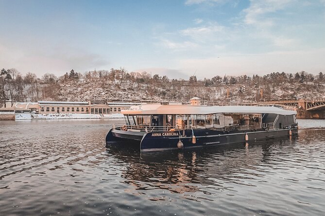 Evening Eco Cruise With a Glass of Prosecco in Bohemia - Where you board at Prague Boats (and how to avoid first-minute stress)