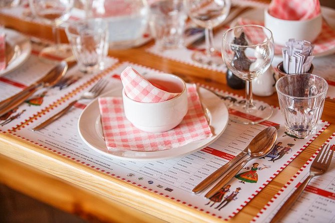 Folklore Evening with Music and Dinner - Who This Prague Folklore Evening Fits Best