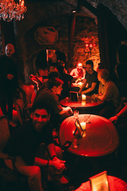 Friday Night Live Music in Old Town at Le Valmont - What the “two-hour live lounge” actually feels like