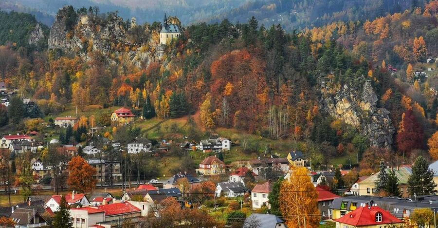 From Prague: Bohemian Paradise - Full-Day Hiking Trip - Who it suits best, and who should skip it