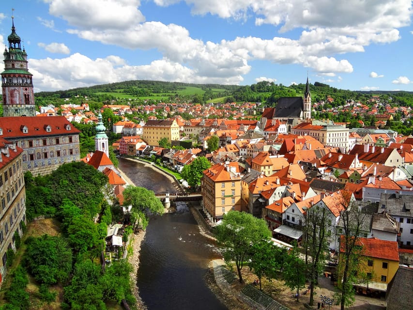From Prague: Český Krumlov Full-Day Tour with Pickup - Old Town free time: shopping, squares, and river views at your pace