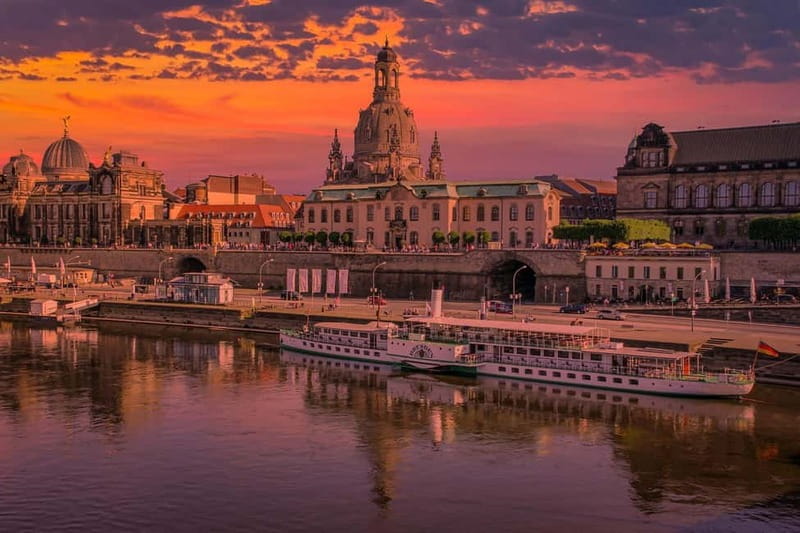 From Prague: Dresden Christmas markets and old town tour - Dresden old town walking tour: where the season makes sense