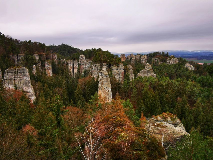 From Prague: Full-Day Bohemian Paradise Guided Hiking Trip - Symbolic Climber Cemetery: A Small Stop With Meaning