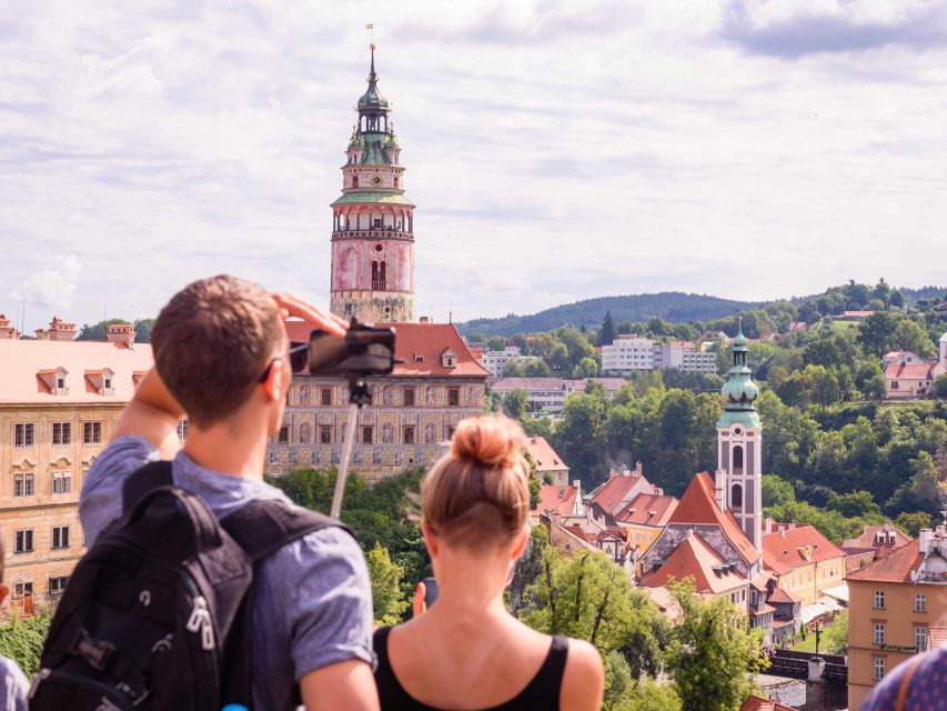 From Prague: Full-Day Český Krumlov Tour with Lunch - The Town Walk: Getting Oriented in About Three Hours