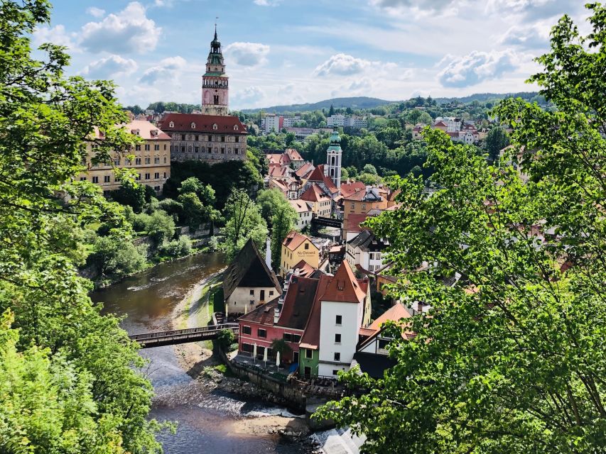 From Prague: Full-Day Český Krumlov Tour with Lunch - Rozmberk and Castle Power: The Stories That Make the Place Click