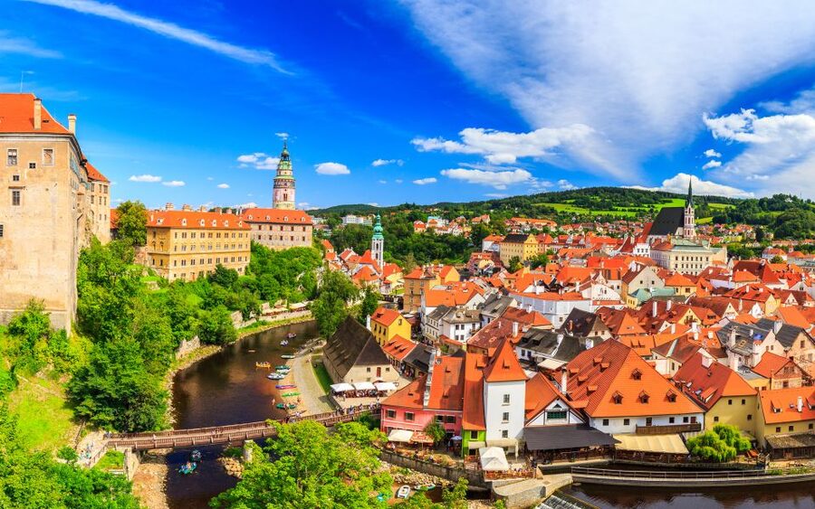 From Prague: Full-Day Trip to Český Krumlov - Price and value, what $90 buys you and where the extra costs show up